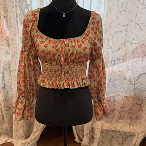 Chic Floral Cropped Puff Sleeve Blouse in L